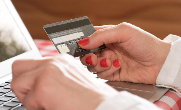 怎么刷信用卡都不提额，什么原因？